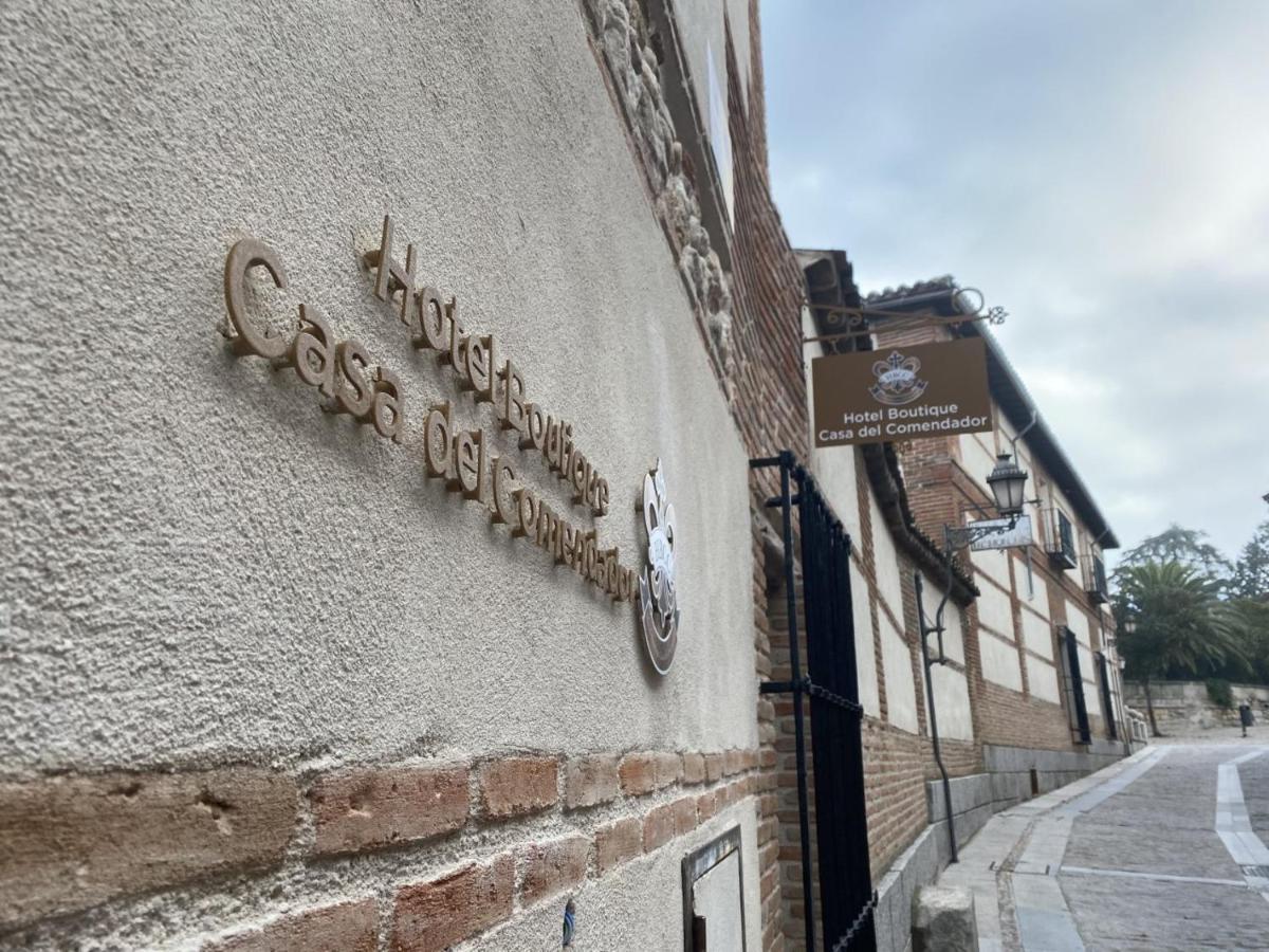 Hotel Boutique Casa Del Comendador นาวาลการ์เนโณ ภายนอก รูปภาพ