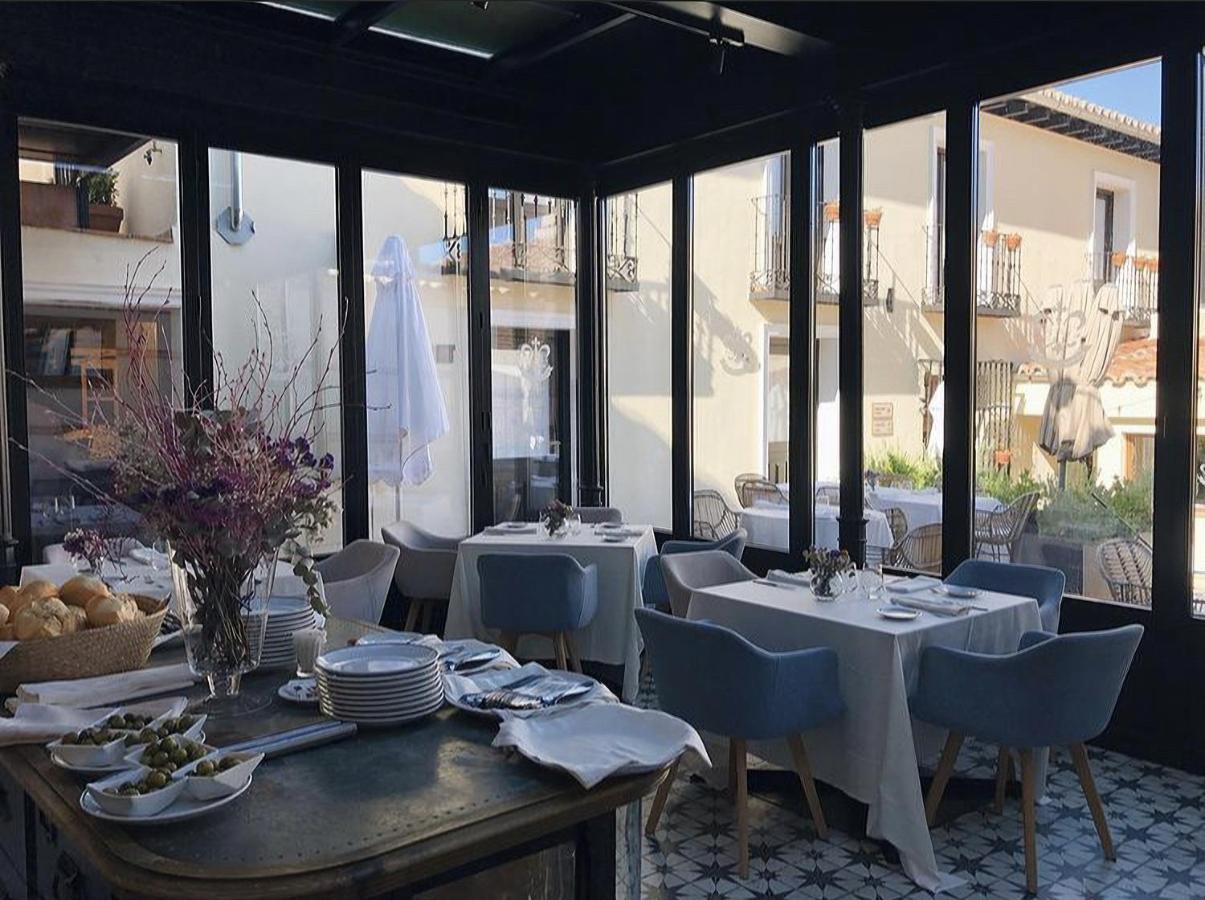 Hotel Boutique Casa Del Comendador นาวาลการ์เนโณ ภายนอก รูปภาพ